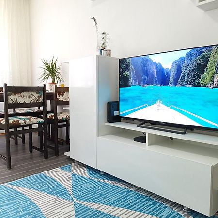 Flamingo 365 - Near City Center With Free Parking ซาราเยโว ภายนอก รูปภาพ