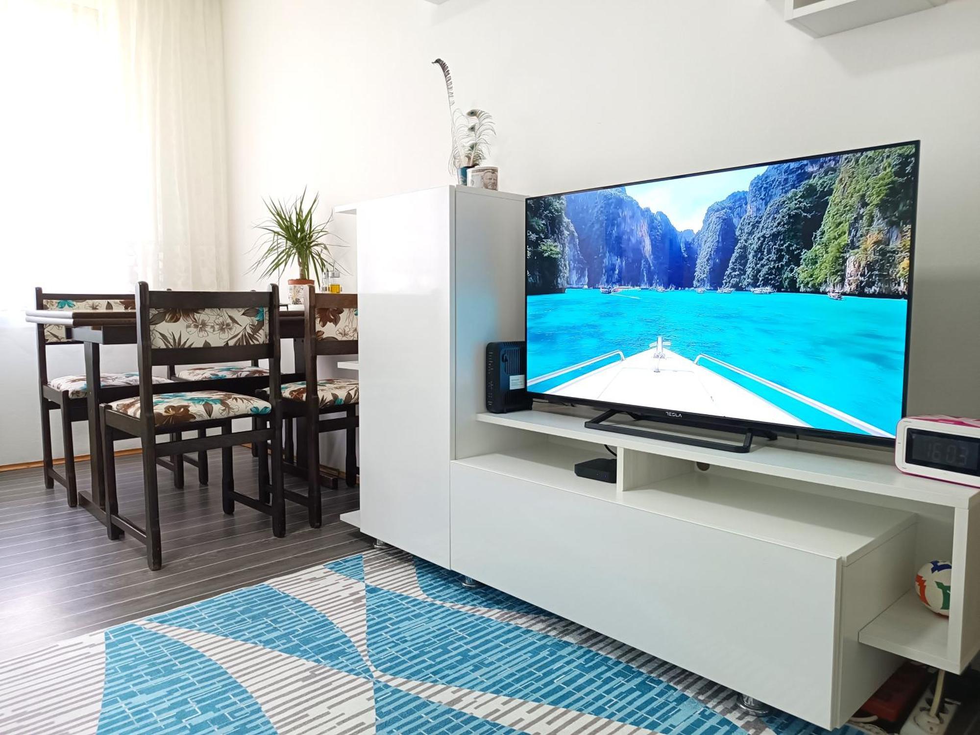 Flamingo 365 - Near City Center With Free Parking ซาราเยโว ภายนอก รูปภาพ