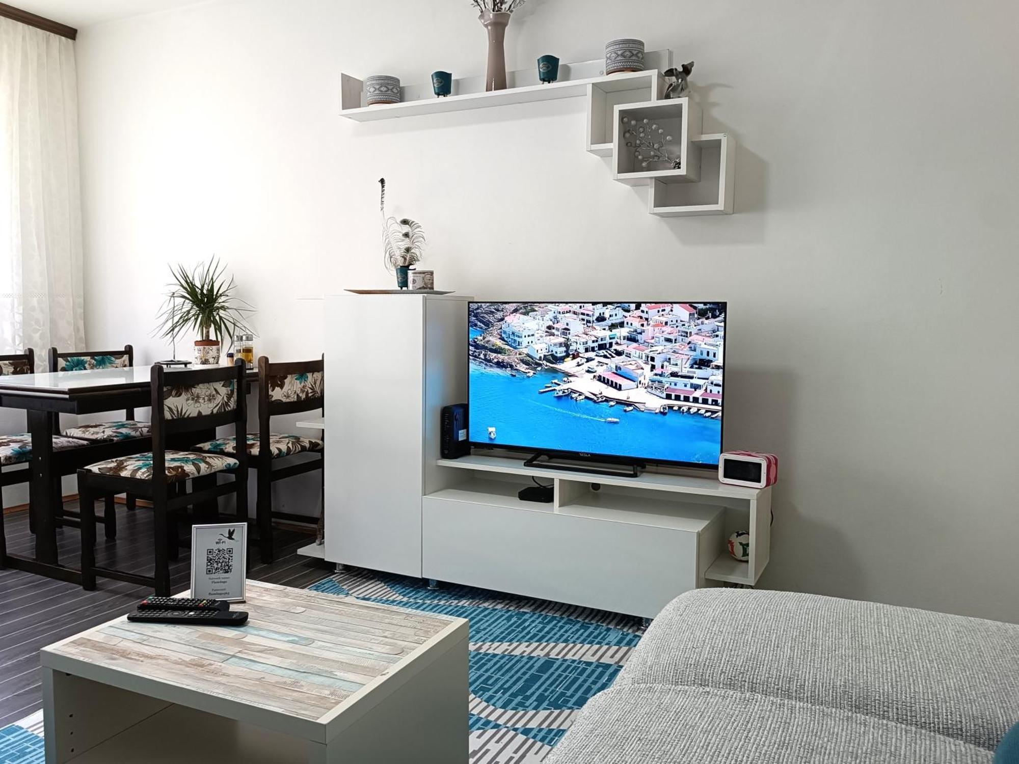 Flamingo 365 - Near City Center With Free Parking ซาราเยโว ภายนอก รูปภาพ